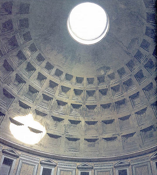 panteon.jpg - A travéz del "ojo de buey" que era un círculo abierto en medio del techo del Panteón, podía iluminar el sol, de una manera dramática el interior de éste.